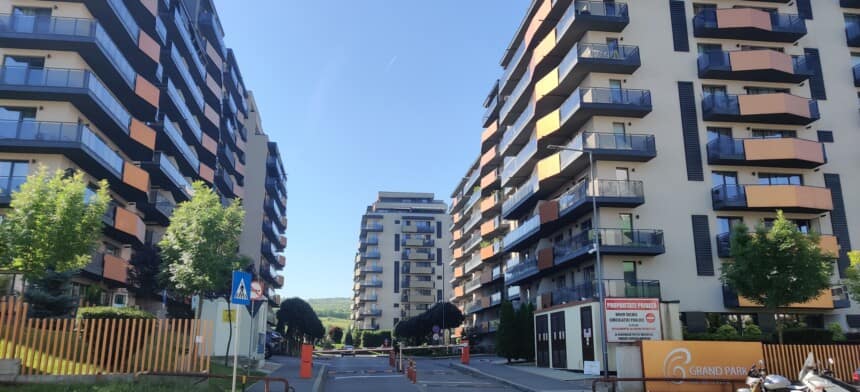 Cluj-Napoca rămâne cea mai scumpă piață imobiliară din România cu 3.017 euro pe metru pătrat