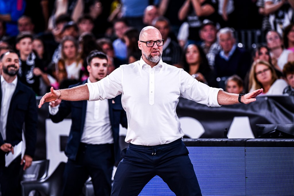 Cluj-Napoca: U-BT pierde cu BC Dubai, 85-92. Silvășan: „Această experiență trebuie să fie o lecție