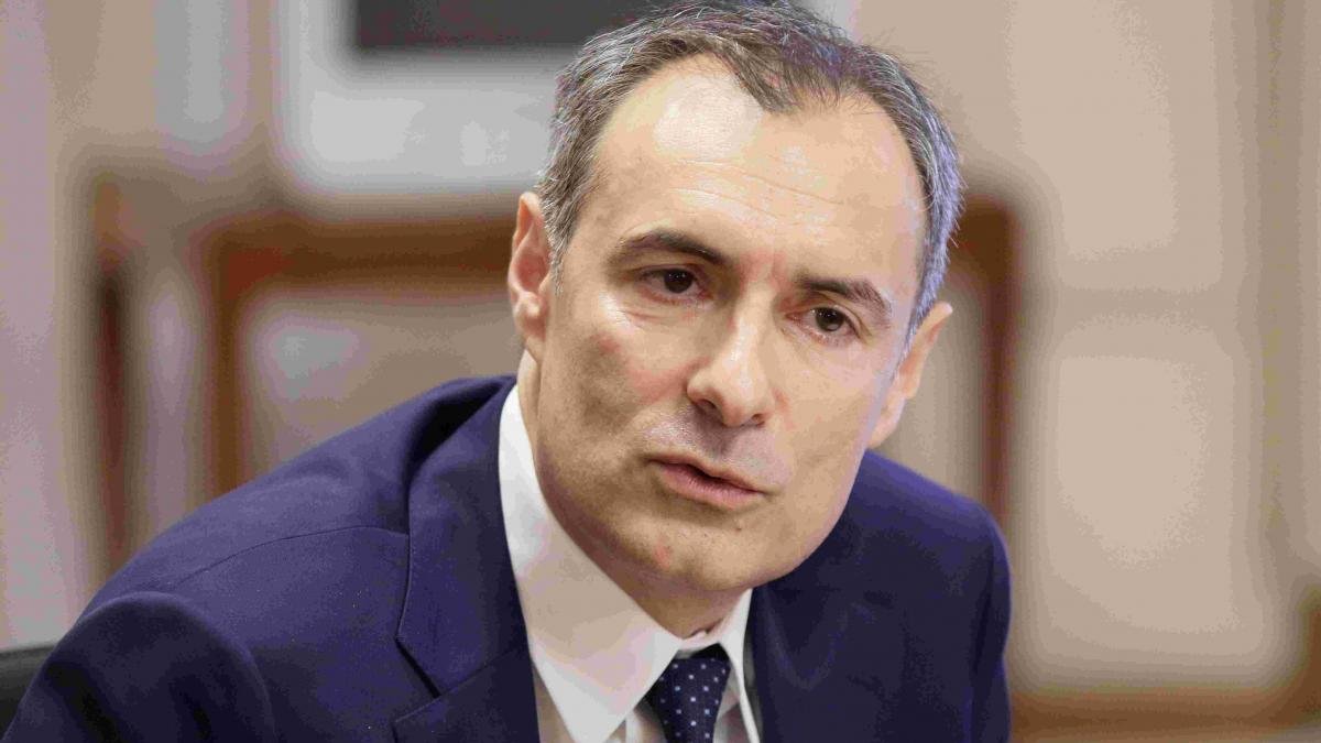 Coldea rămâne singur în firma de consultanță după ce Cocoru se retrage din afacerea cu el
