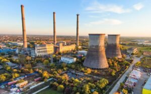 Colterm: Simonis acuză Primăria că pune terenurile termoficării pe tava rechinilor imobiliari