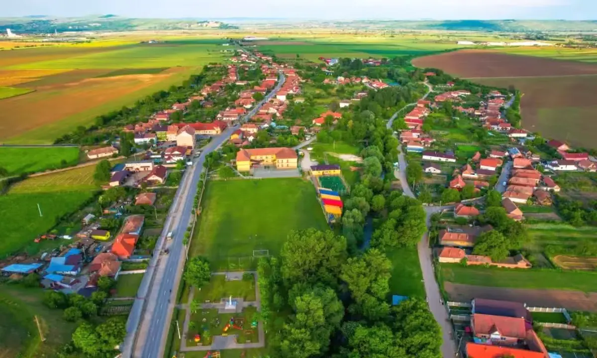 Comasarea localităților sub 1.500 de locuitori: etapă voluntară până la 1 martie 2027, apoi a doua etapă