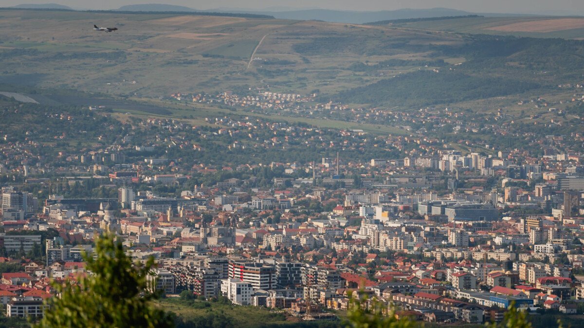 Comunele din Cluj: aceleași firme apar repetat în contractele de milioane din PNRR și Anghel Saligny
