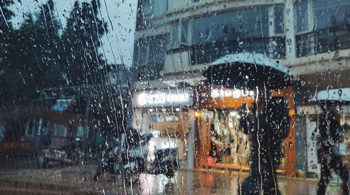 Comunitatea Valenciană: peste 400.000 de persoane, obligate să rămână în case după inundații