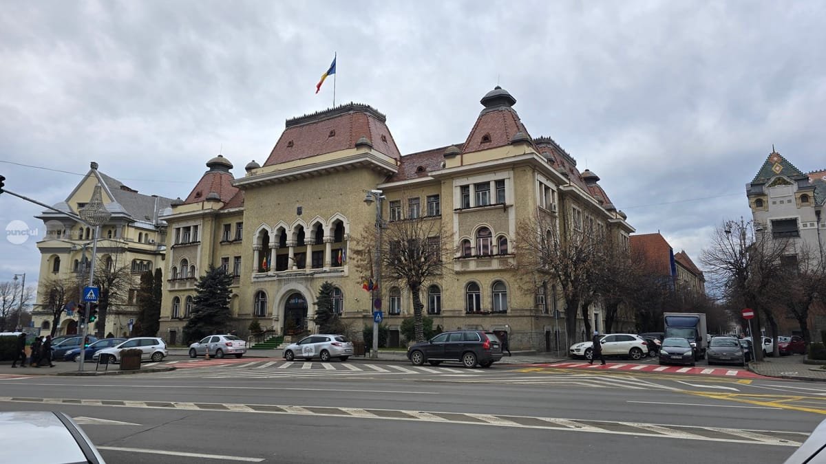 Conturile Primăriei Târgu Mureș, poprite pentru 8,4 milioane de lei la cererea unei firme