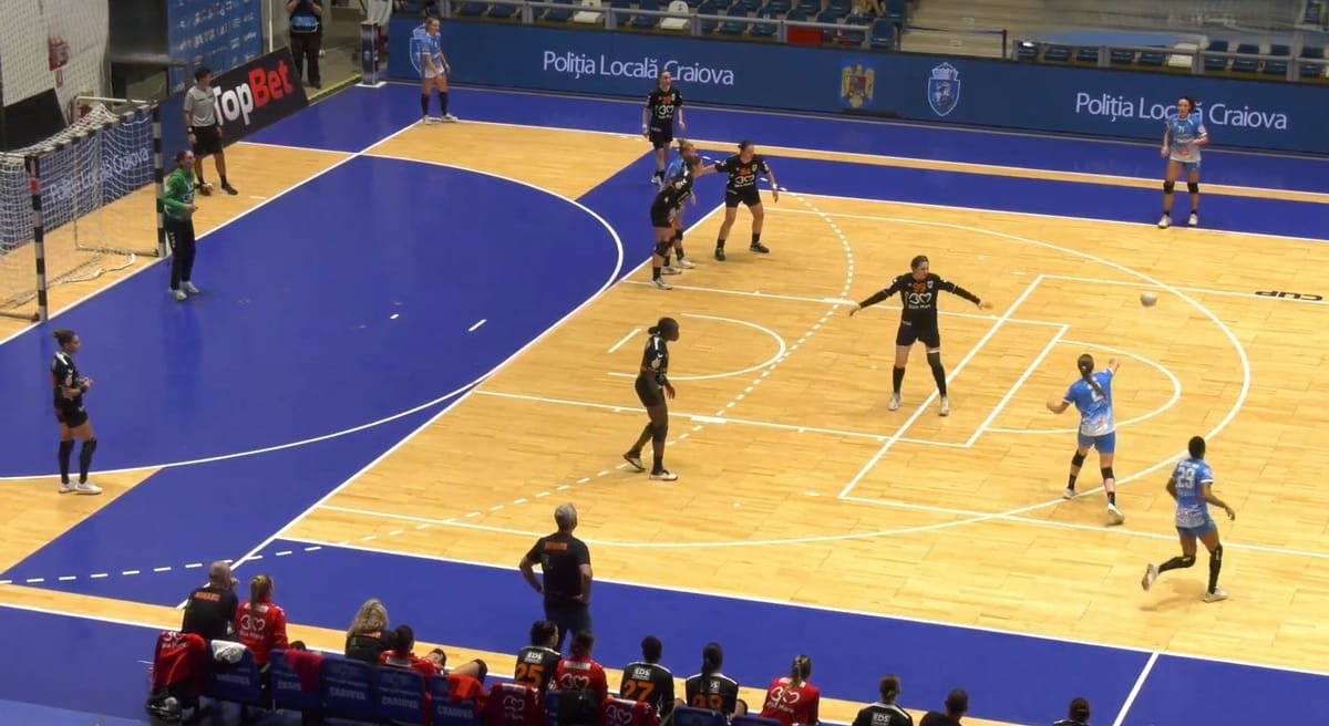 Craiova: SCM Universitatea câștigă 35-29 cu Minaur Baia Mare, care coboară pe locul 10 în Liga I