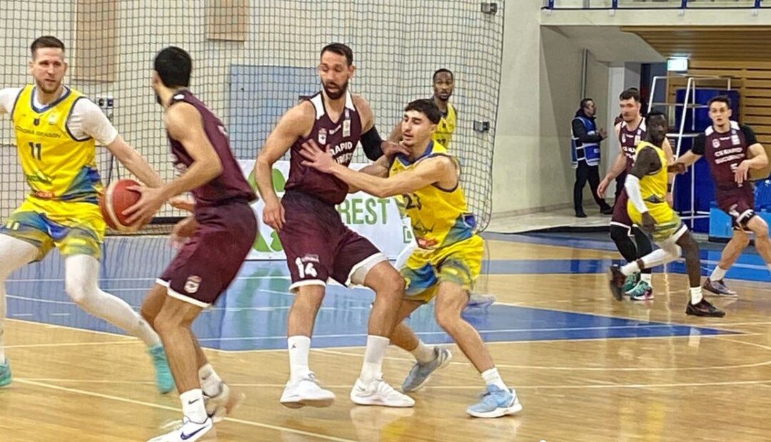 CSM Corona Brașov a câștigat la Timișoara, 81-76, în Liga Națională de baschet masculin
