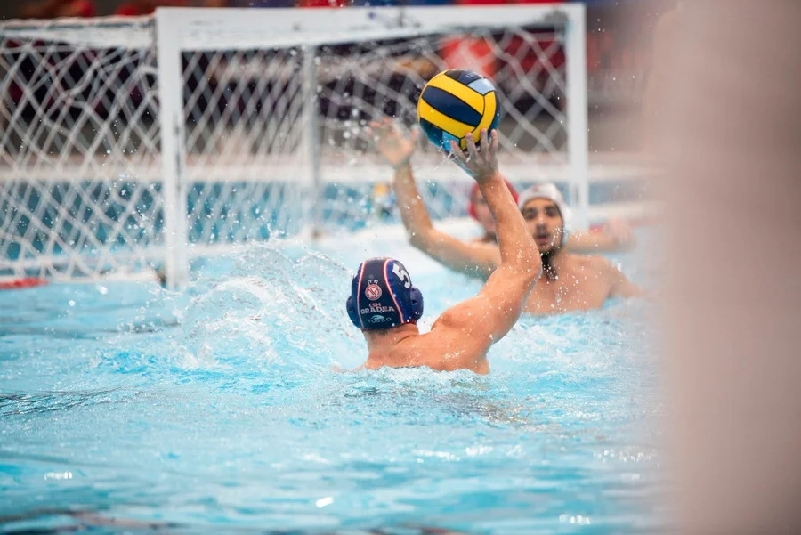 CSM Oradea, învinsă de Pro Recco în Liga Campionilor la polo, după ce a condus în primul sfert