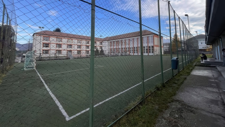 Cugir: FC Beutori a câștigat Cupa Toamnei la mini-fotbal, disputată pe terenul Colegiului David Prodan