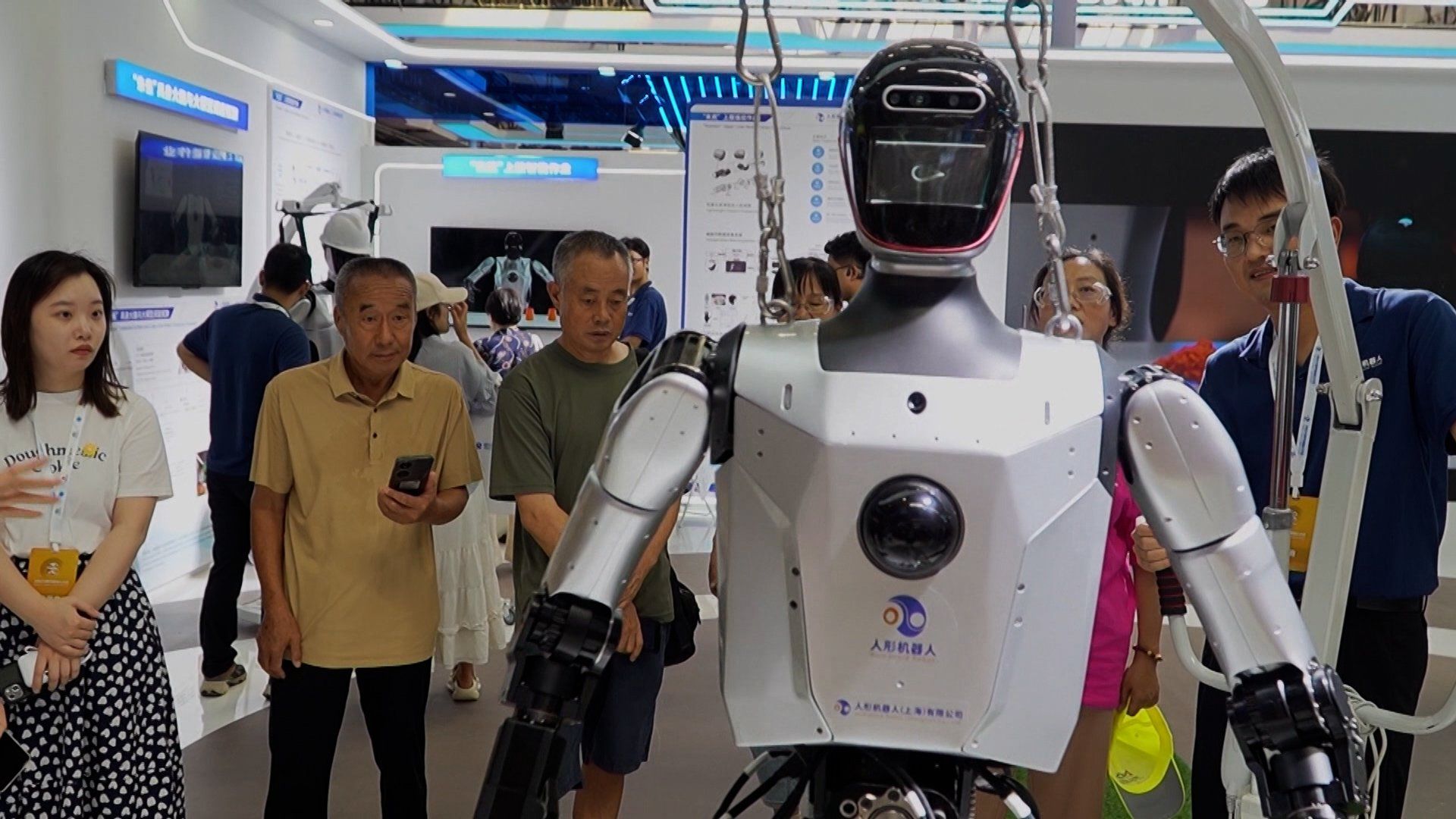 Cum schimbă inteligența artificială viața de zi cu zi în China