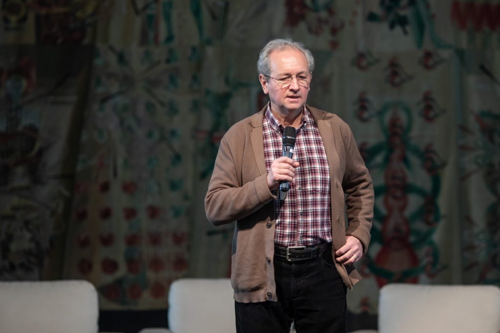 Dan Puric, scos din programul aniversar al unui colegiu din Bacău / Declic: „Are tot dreptul să vorbească, dar nu într-o