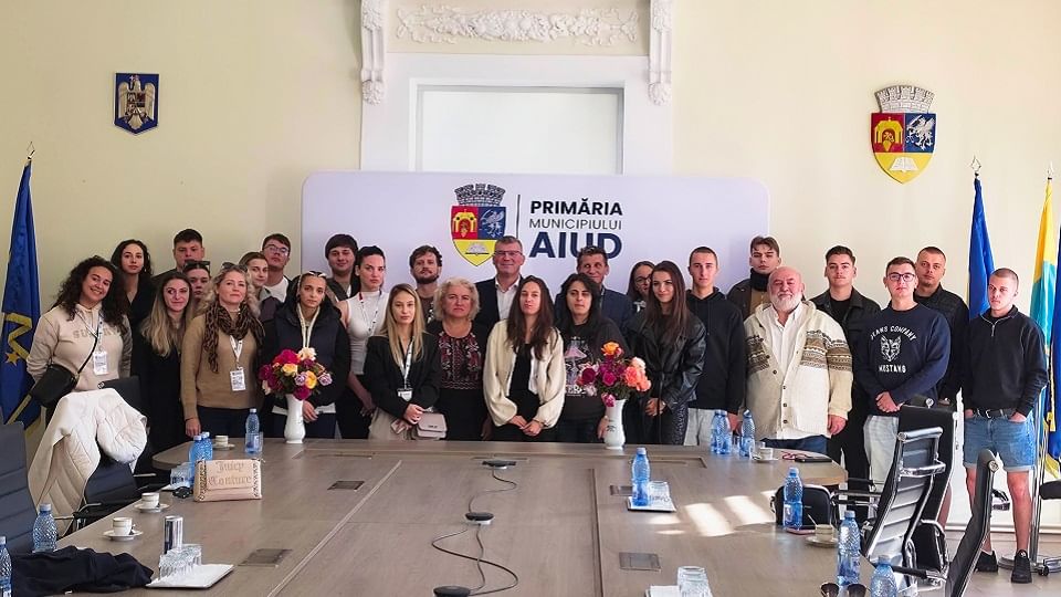 De la Erasmus+ la înfrățirea cu orașul Cusset (Franța): O zi a parteneriatelor în Aiud