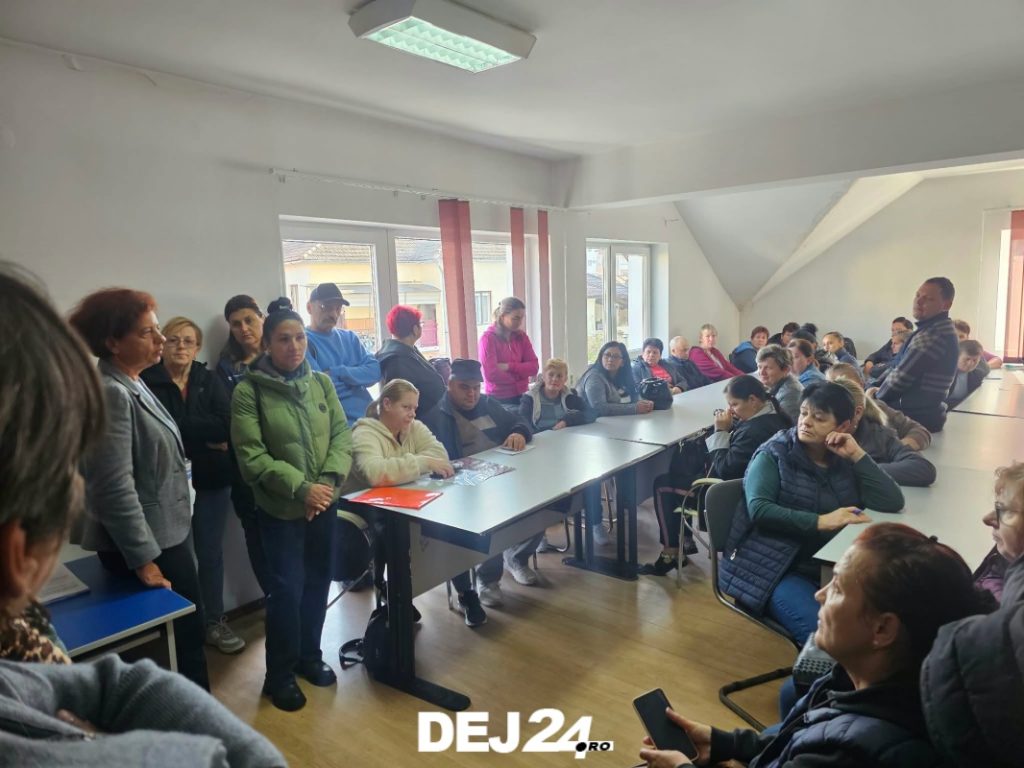 Dej: 250 persoane disponibilizate de la Fujikura la bursa locurilor de muncă, FOTO