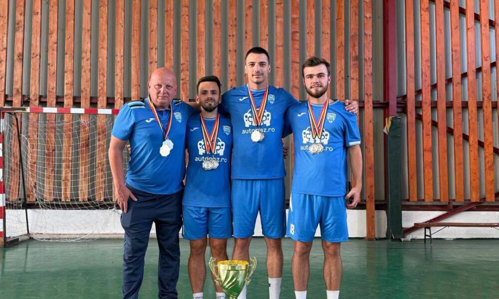 Deva: CSM a devenit vicecampioană națională la fotbal tenis, cu argint la toate cele trei probe