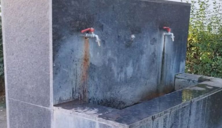 Dezinfecția și spălarea fântânilor publice din municipiul Lugoj continuă