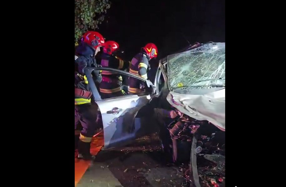 Doi tineri de 18 și 20 au murit într-un grav accident produs în Petroșani
