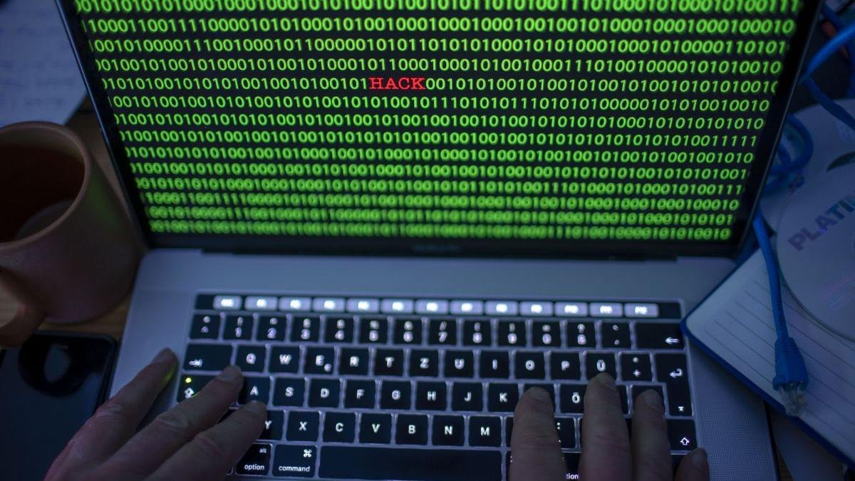 Două breșe critice în PHP, descoperite cu ajutorul inteligenței artificiale, ar putea afecta 70% din internet