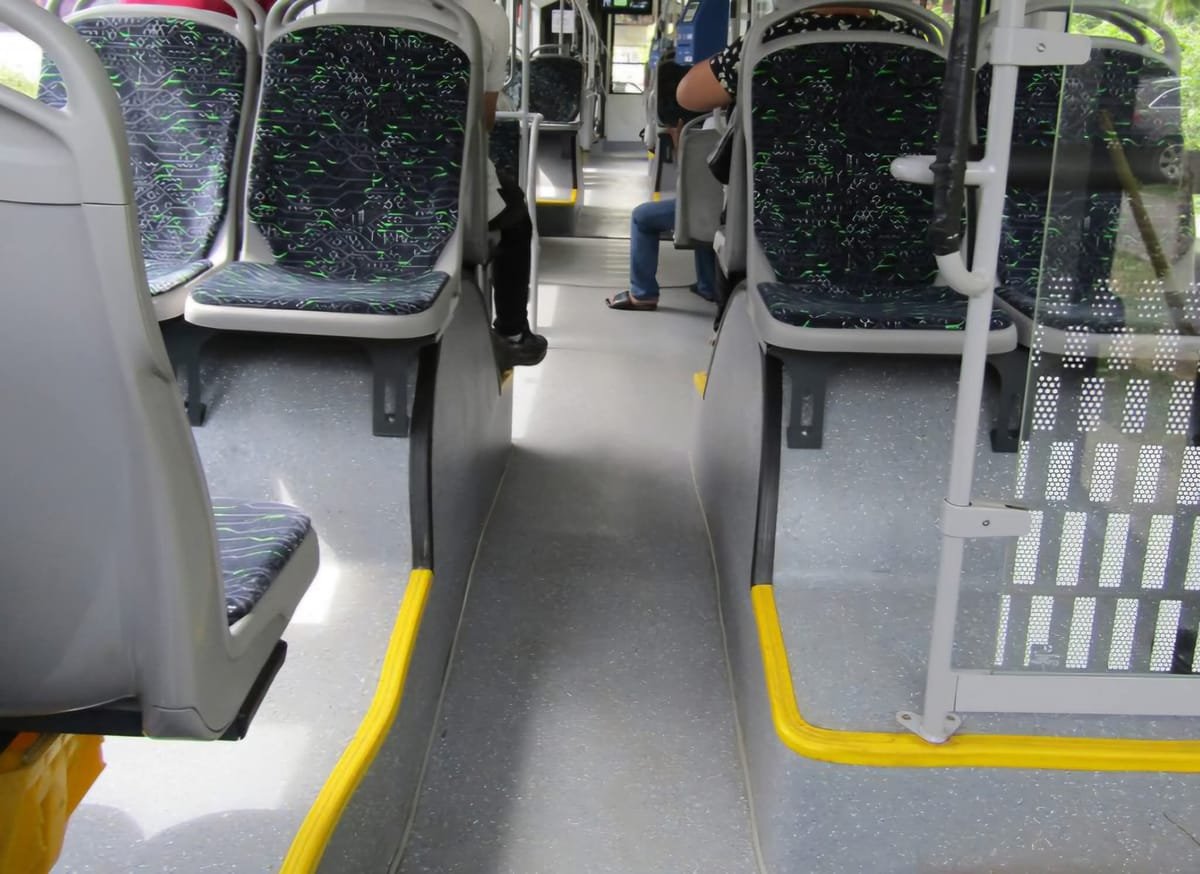 Dudeștii Noi: din 2 noiembrie, transportul spre Timișoara se schimbă, cu linia S7 pentru elevi