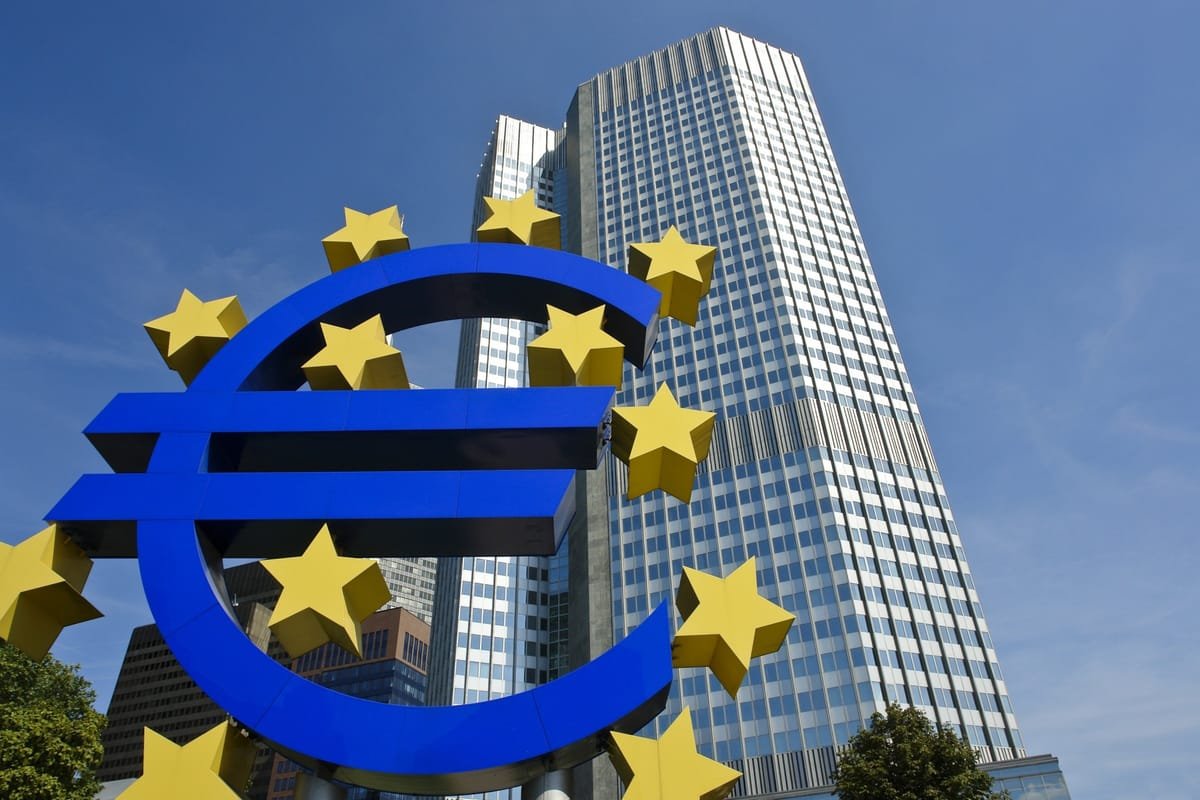 Economia europeană crește moderat în trimestrul al treilea, în ciuda prețurilor mai mari la petrol