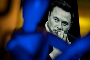 Elon Musk ia în calcul o fuziune între Tesla și SpaceX, evaluate la 1,5 și 2 trilioane de dolari