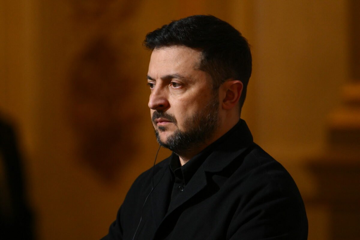 Europa caută alternativă la Starlink pentru Ucraina; Zelenski spune că soluțiile sunt în lucru