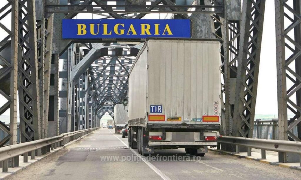 Fără taxă de pod, dar doar pe un sens / Bulgarii cer autorităților să fie scoasă taxa de pe ”Podul Prieteniei”, după ce