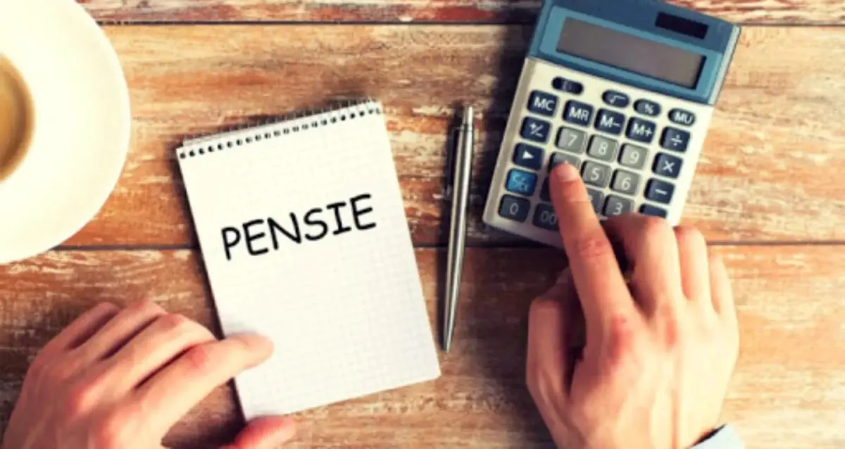 Femeile care cer pensia pentru limită de vârstă au nevoie de 33 de ani și 6 luni de stagiu din 1 august 2026