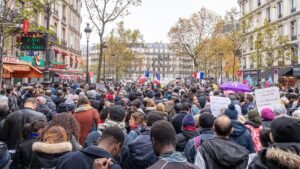 Franța, în centrul protestelor din Europa alimentate de scumpiri, locuințe și servicii publice