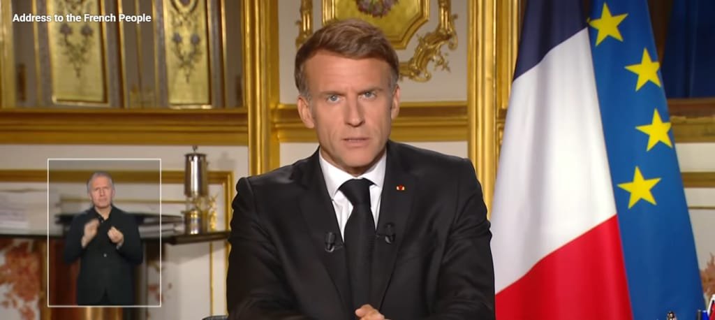 Franța: Macron spune că francezii simt furie și rușine după violențele din protestele din 17 octombrie