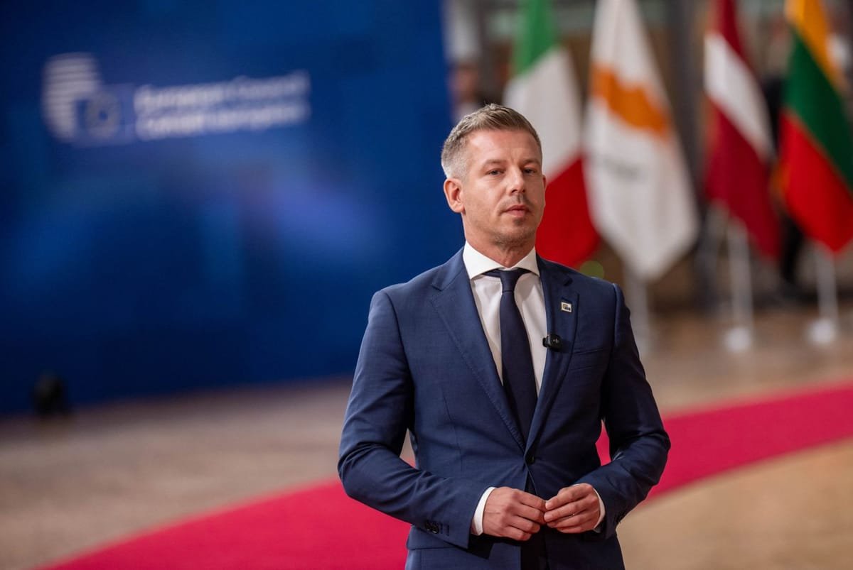 Franța: Magyar invocă violențele pentru a apăra politica dură a Ungariei privind migrația