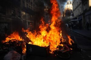 Franța pregătește o operațiune de securitate amplă pentru protestele de sâmbătă, cu sprijinul militarilor