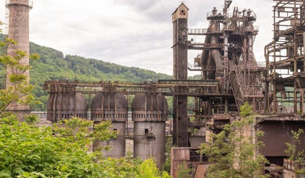Furnalul nr. 2 și Fabrica de Locomotive din Reșița, pas către preluarea de către Primărie