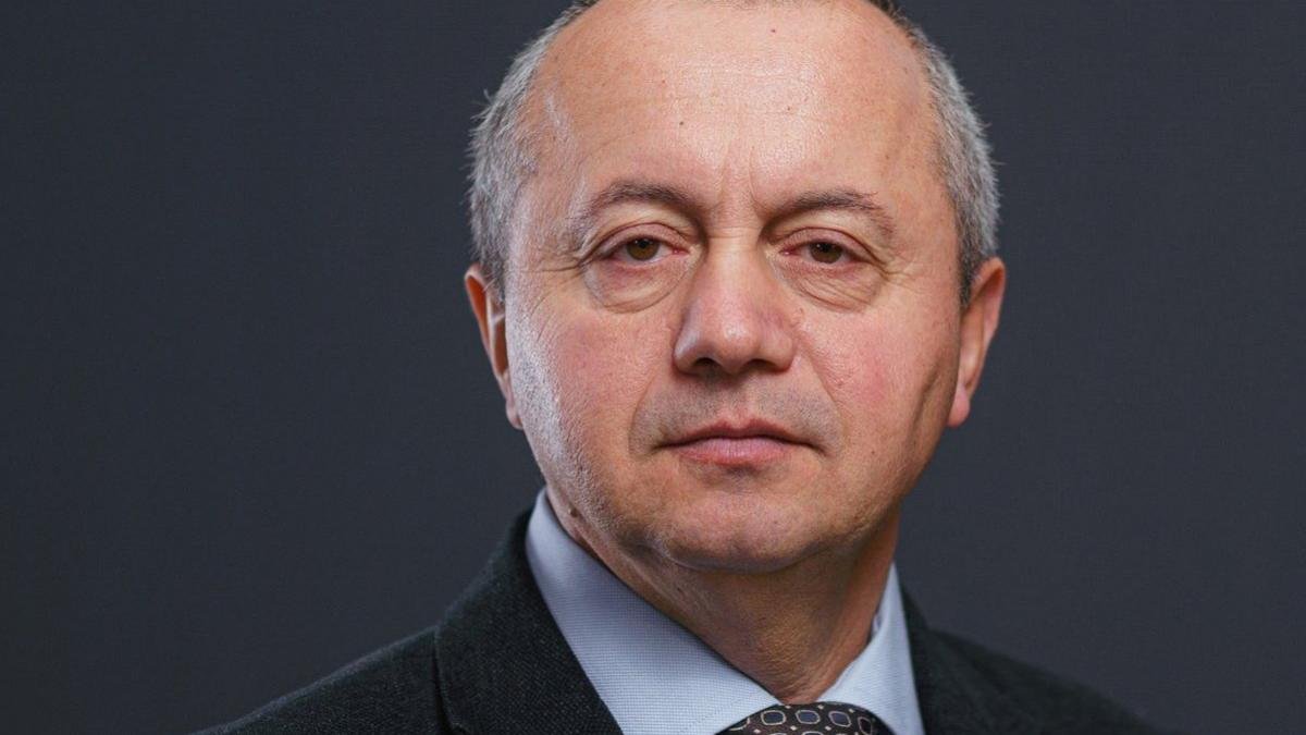 Georgel Badiu îl acuză pe Bolojan că a dus PNL în faliment și dezvăluie planul anticipatelor