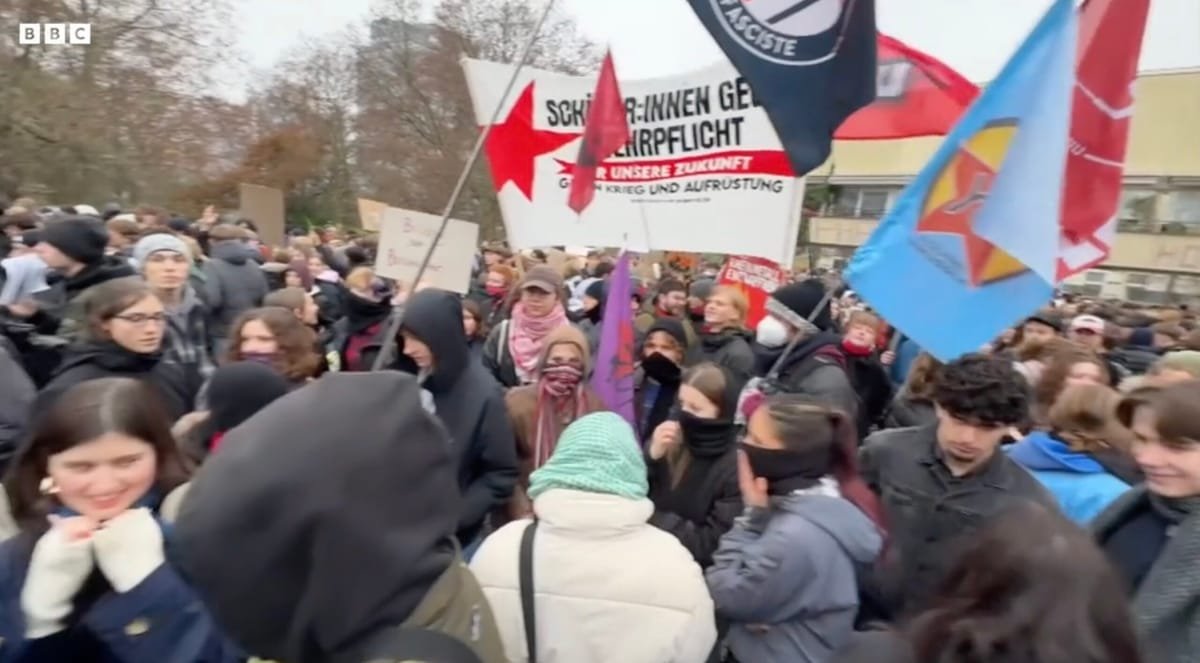 Germania: mii de tineri au protestat în 30 de orașe pentru școli, sprijin în dependențe și psihoterapie