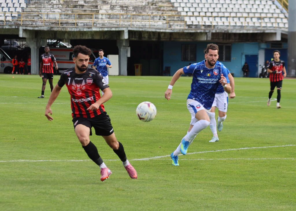 Gloria Bistrița învinge SCM Râmnicu Vâlcea 1-0 și ocupă locul 10 în Liga 2