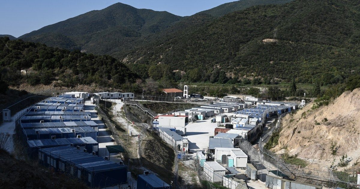Grecia cere UE să suspende dreptul la azil în perioadele de valuri masive de migrație