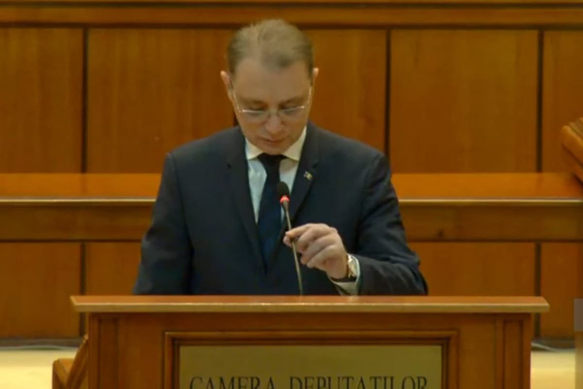 Guvernul Luca Niculescu a fost învestit de Parlament cu 280 de voturi, vezi lista miniștrilor