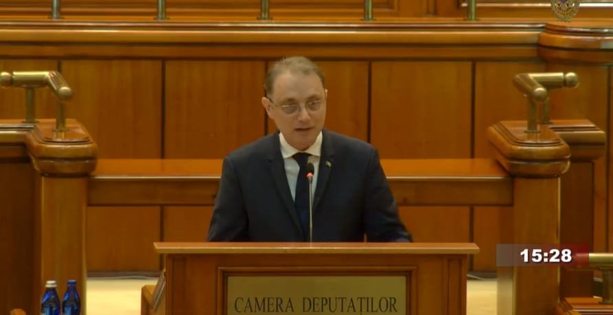 Guvernul Luca Niculescu a trecut de votul Parlamentului: „România are nevoie de un guvern cu puteri depline