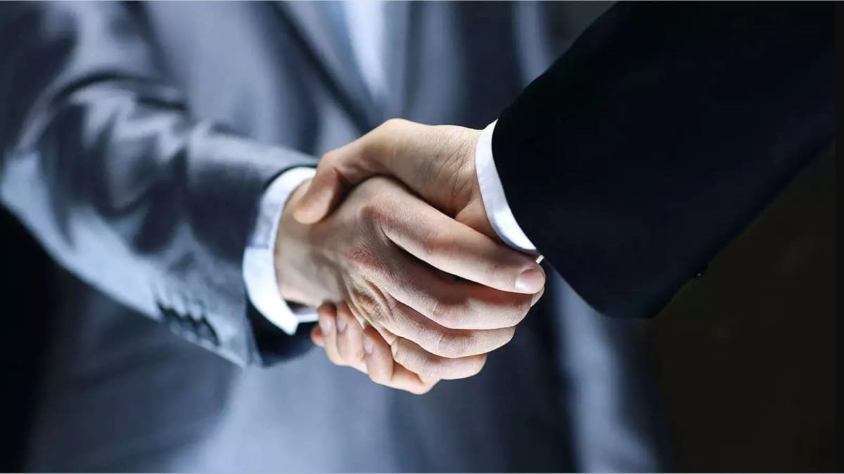 Guvernul Niculescu promite debirocratizare pentru firme: sarcinile administrative vor scădea cu cel puțin 25%