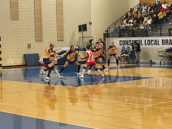 Handbal. Corona a debutat cu o victorie la scor în cupele europene