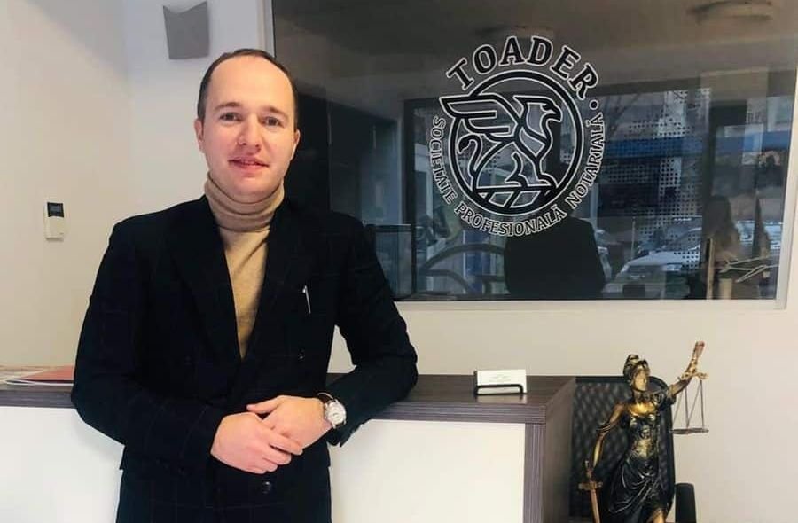 Iași: lectorul Alexandru Toader, arestat preventiv, acuzat de viol și agresiune sexuală de studente