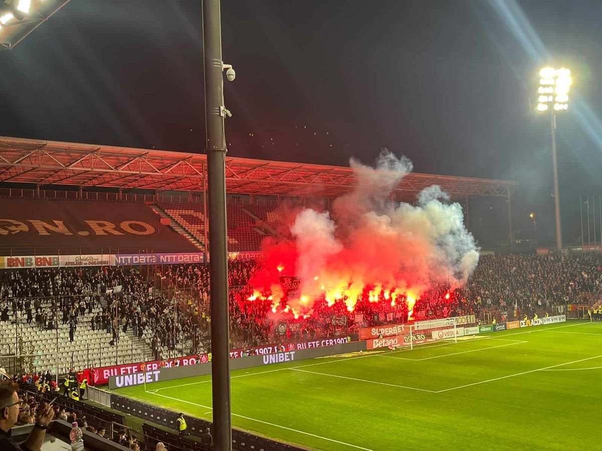 În Gruia, sute de fani dinamoviști vor merge la meci să-și susțină echipa cu CFR Cluj