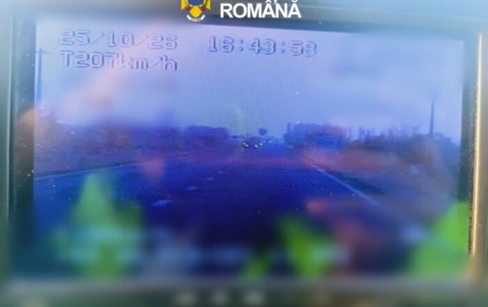 Între Voiteg și Jebel, șofer prins cu 207 km/h pe DN 59 și amendat cu 4.325 de lei