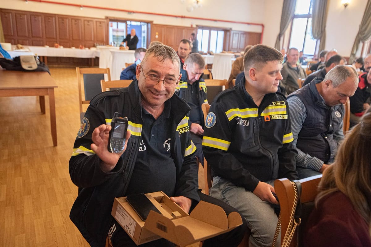 Joseni: 64 de stații radio pentru pompierii voluntari din Harghita, sistem unic la nivel național