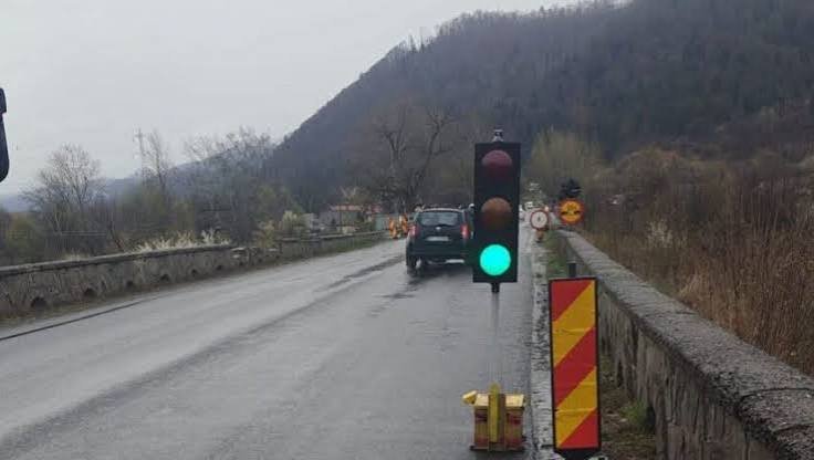Jucu, Cluj: un bărbat a murit într-un accident pe DN 1C; șoferul de 43 de ani ar fi trecut pe roșu