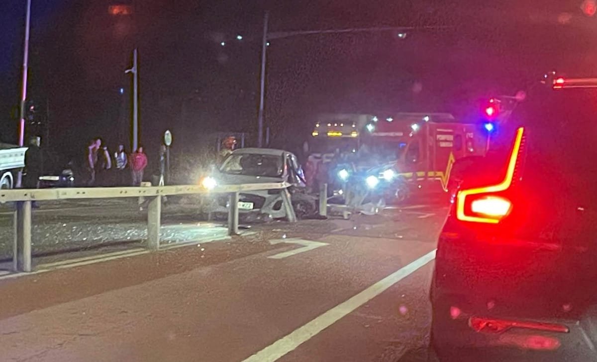 Jucu: un bărbat de aproximativ 40 de ani a murit într-un accident pe DN 1C, traficul este blocat