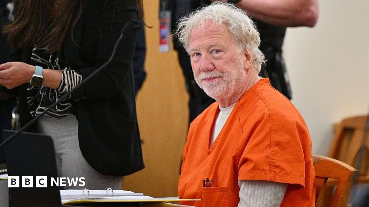 Judecătorul anulează acuzațiile de abuz sexual asupra copiilor împotriva actorului Timothy Busfield