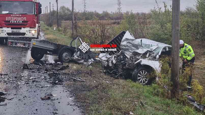 Jupa: un șofer de autoturism și-a pierdut viața după impactul cu un TIR, pe DN6