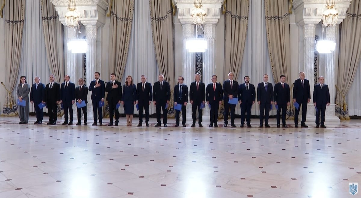 La Administrația Prezidențială, Guvernul Niculescu a depus jurământul, cu 280 de voturi în Parlament