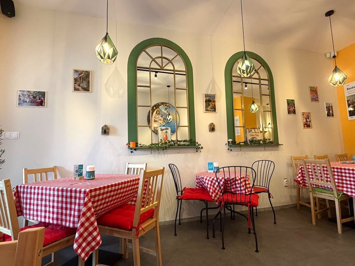 La Cannoleria, o cronică de restaurant: soare italian, chiar și când afară sunt nori