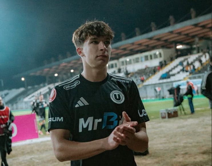 La Petroșani, Lukas Pall a debutat la 16 ani pentru Universitatea Cluj, într-un duel câștigat cu Corvinul